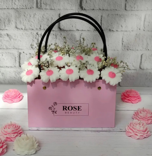 باکس گل شمع بابونه